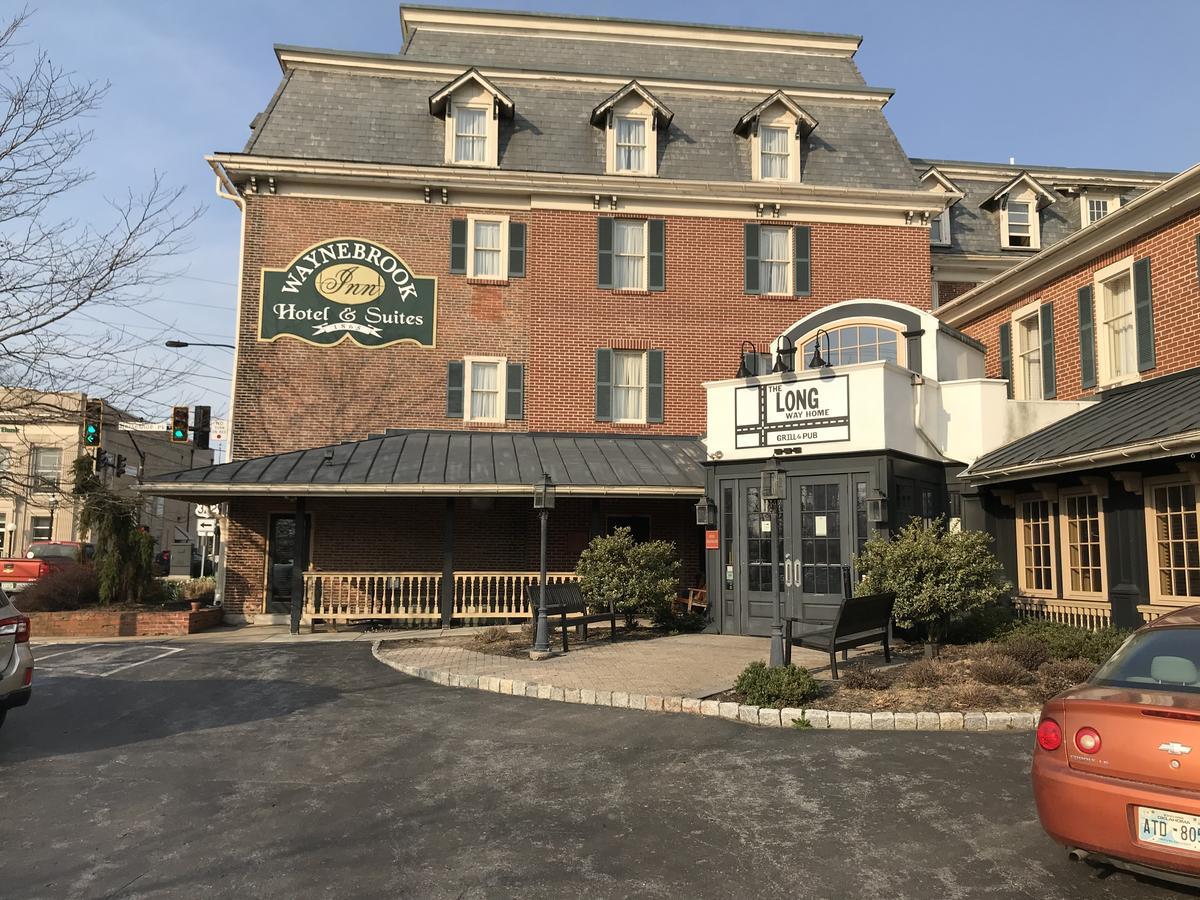Waynebrook Inn Honey Brook Exterior photo